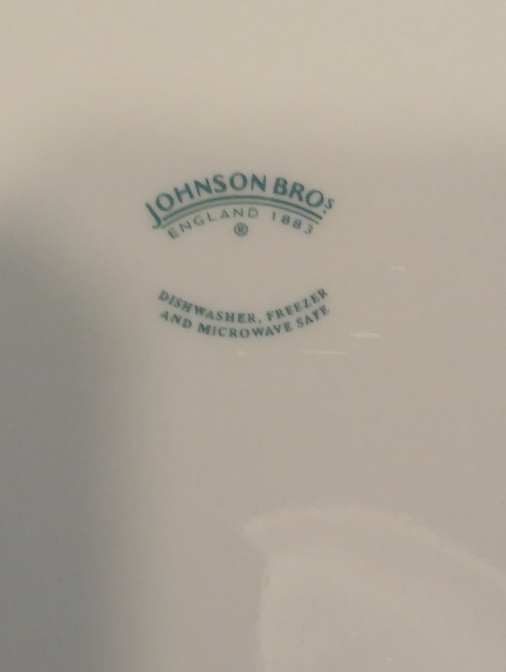 Johnson Brothers 8-inch Salad/Dessert Plate - Picture 4 of 4